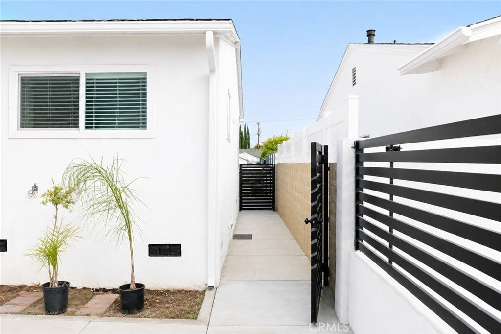 13986 Aztec Street