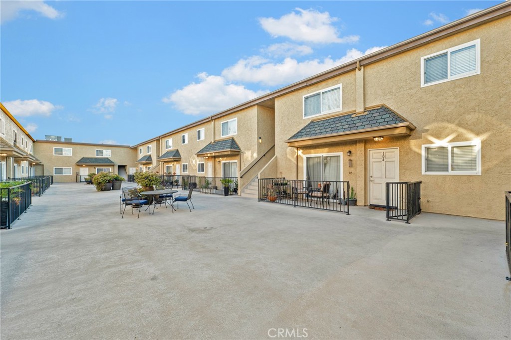 5224 Denny Avenue 209