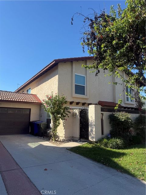 Photo of 1103 Calle Malaga, Duarte, CA 91010 (MLS # AR26046355)