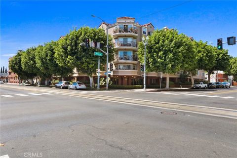 Photo of 801 Pine Ave Unit #310 Ave, Long Beach, CA 90813 (MLS # PW26088921)