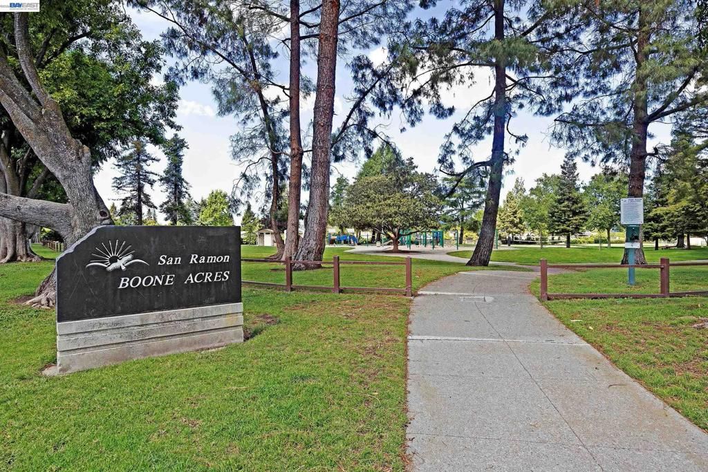 Photo of 318 Almond Ct, San Ramon, CA 94583 (MLS # 41132748)