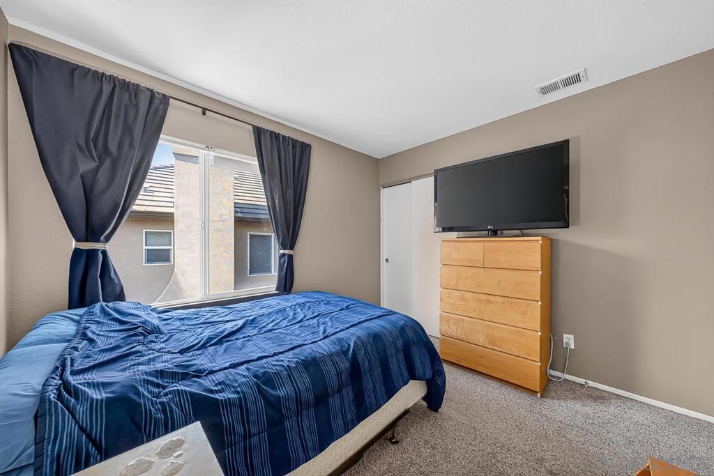 1860 Rouge Dr