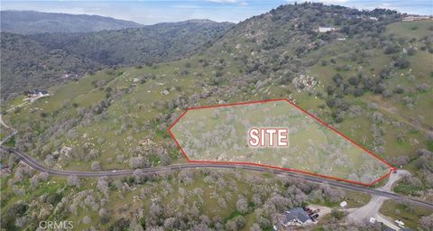 Photo of 0 Drake Court, Tehachapi, CA 93561 (MLS # SR24072324)