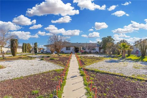 Photo of 11497 2nd Avenue Ave, Hesperia, CA 92345 (MLS # IG26013655)