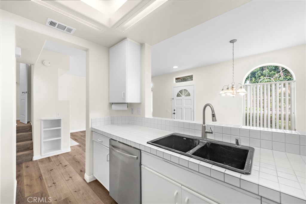 1 Montana Del Lago Drive