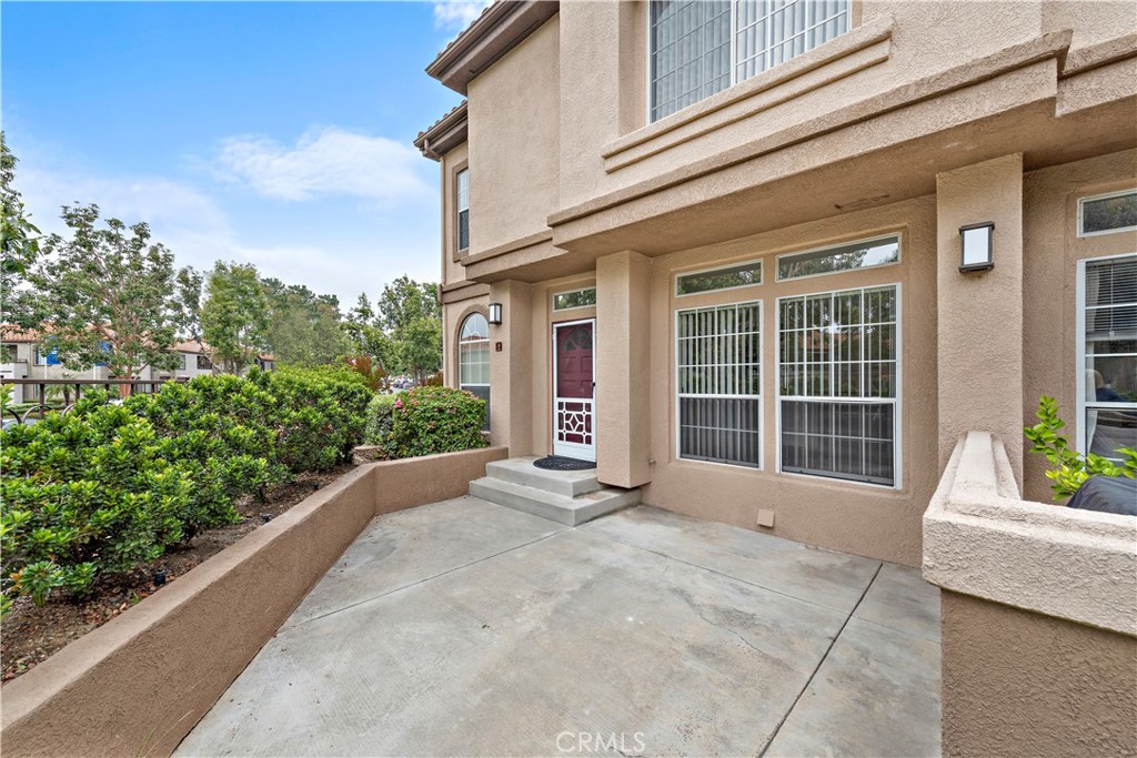 1 Montana Del Lago Drive