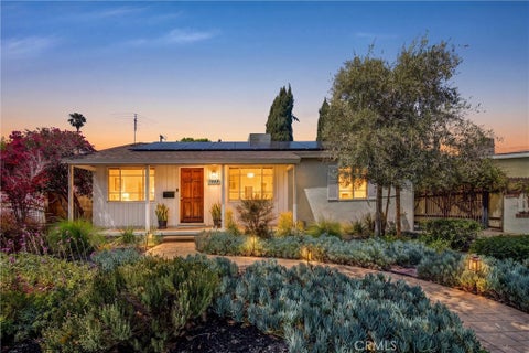Photo of 7959 Cherrystone AVE, Panorama City, CA 91402 (MLS # SR26229026)