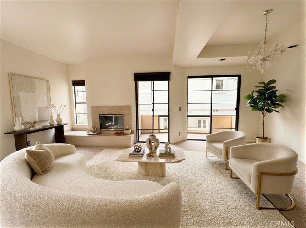 Photo of 234 S Gale Drive Dr #105, Beverly Hills, CA 90211 (MLS # OC26083050)