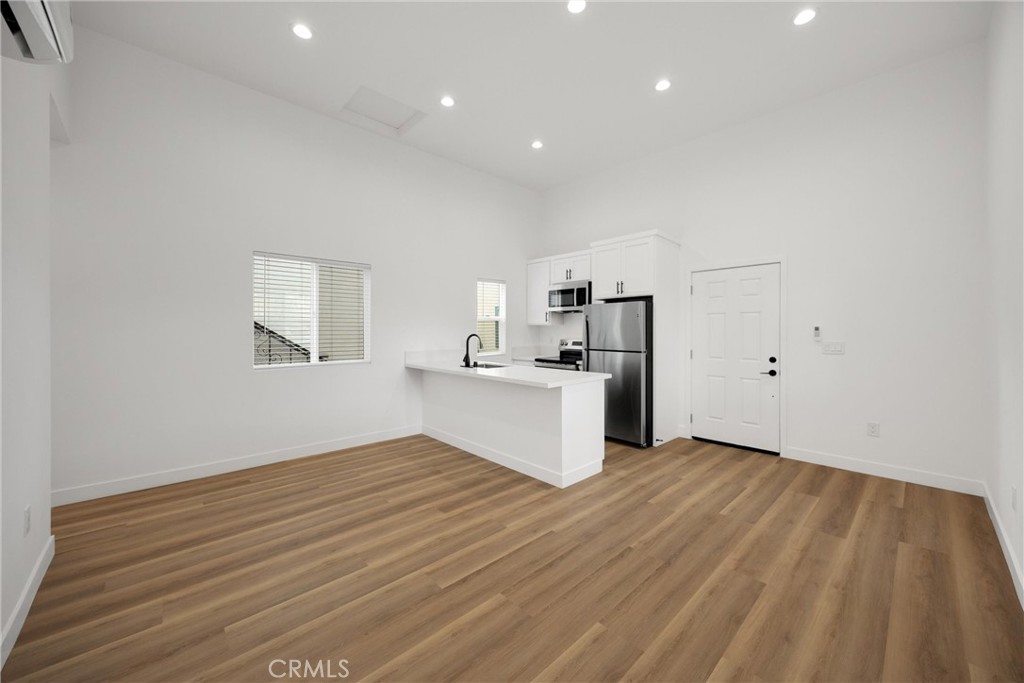 12571 Kensington Lane 12577