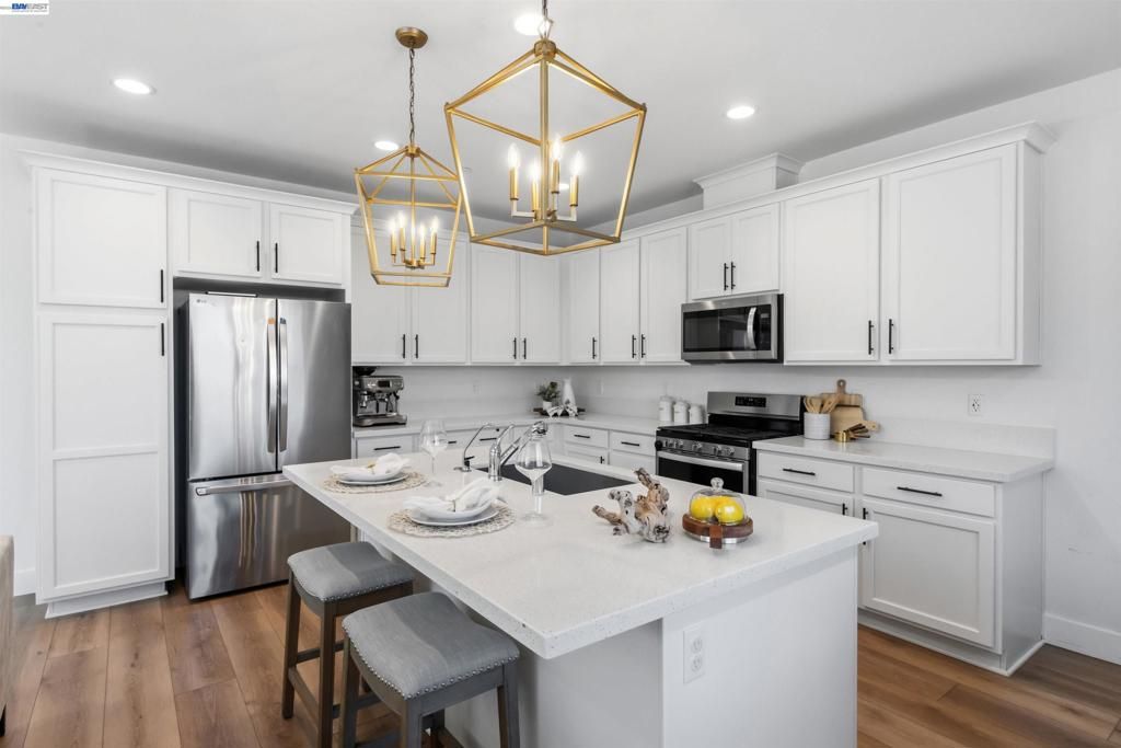 Photo of 5509 Holly Bay Ave Ave, Dublin, CA 94568 (MLS # 41127262)