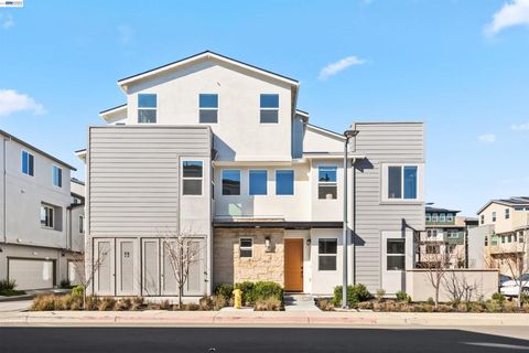 Photo of 5509 Holly Bay Ave Ave, Dublin, CA 94568 (MLS # 41127262)