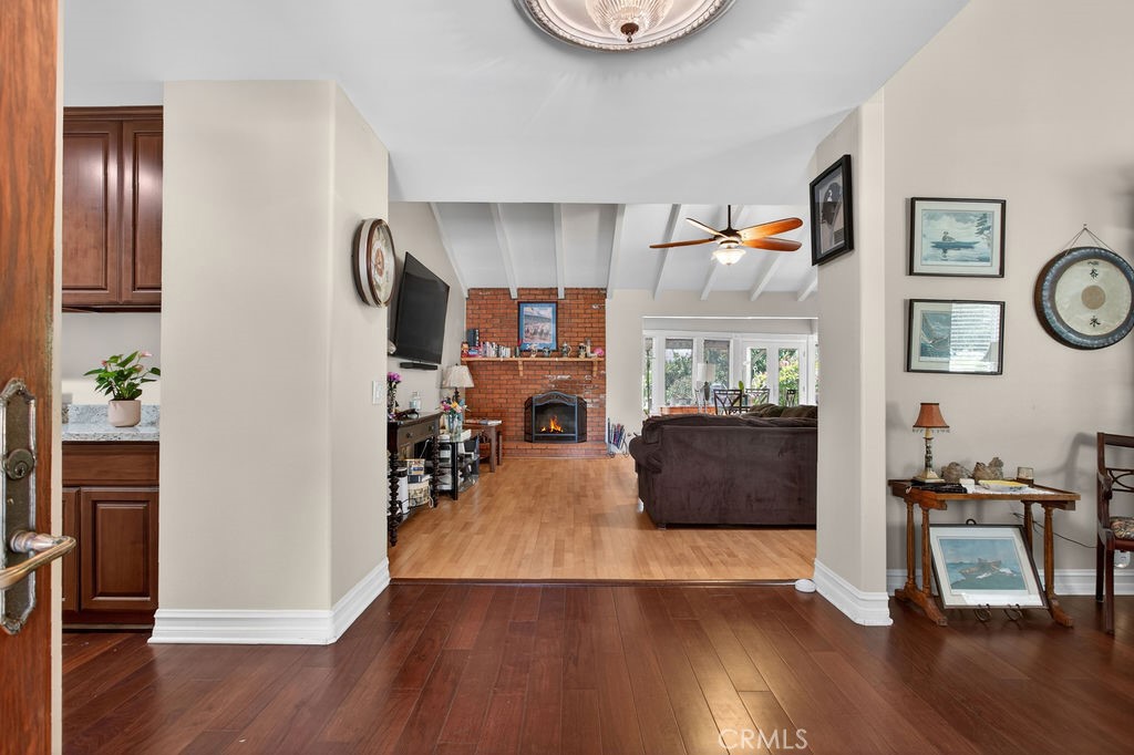 9275 Hidden Valley