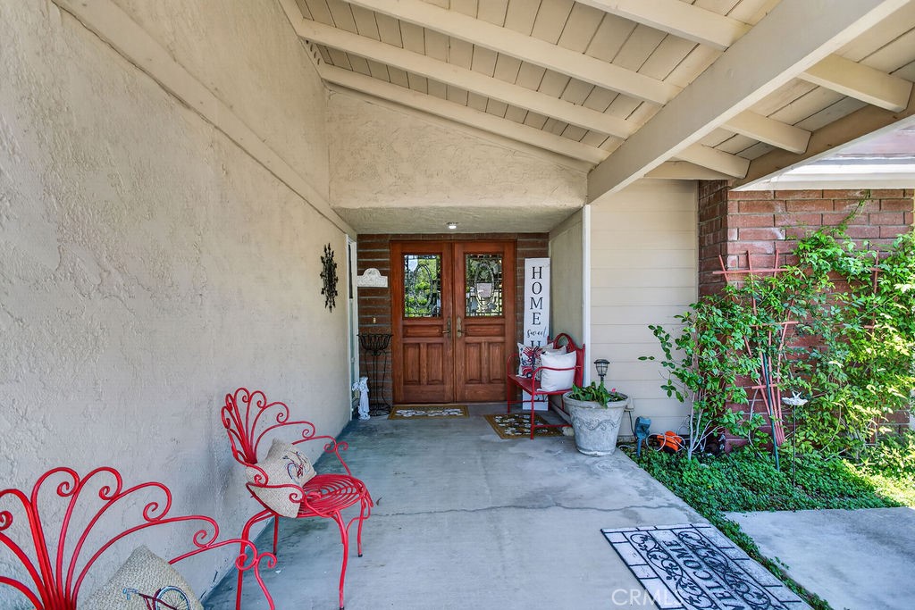 9275 Hidden Valley