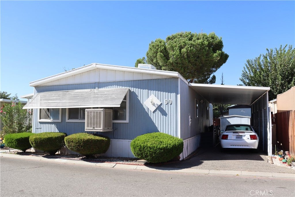 1301 E Avenue I 90
