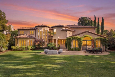 Photo of 5 Colton Court, Redwood City, CA 94062 (MLS # ML82062692)