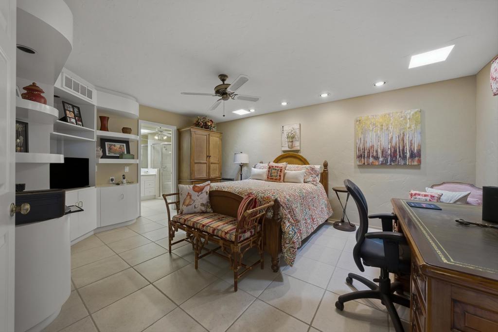 The Lakes Country Cl - Residential