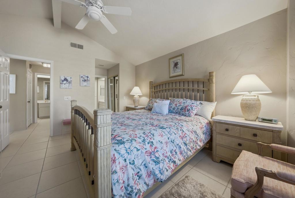 The Lakes Country Cl - Residential