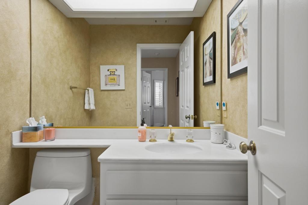 The Lakes Country Cl - Residential