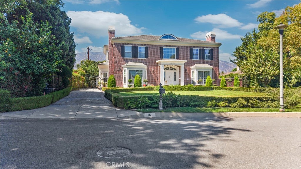 1117 Encanto Drive