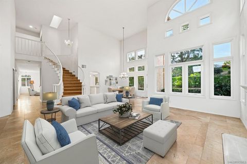 Photo of 516 Camino Bailen, Escondido, CA 92029 (MLS # 260010152SD)