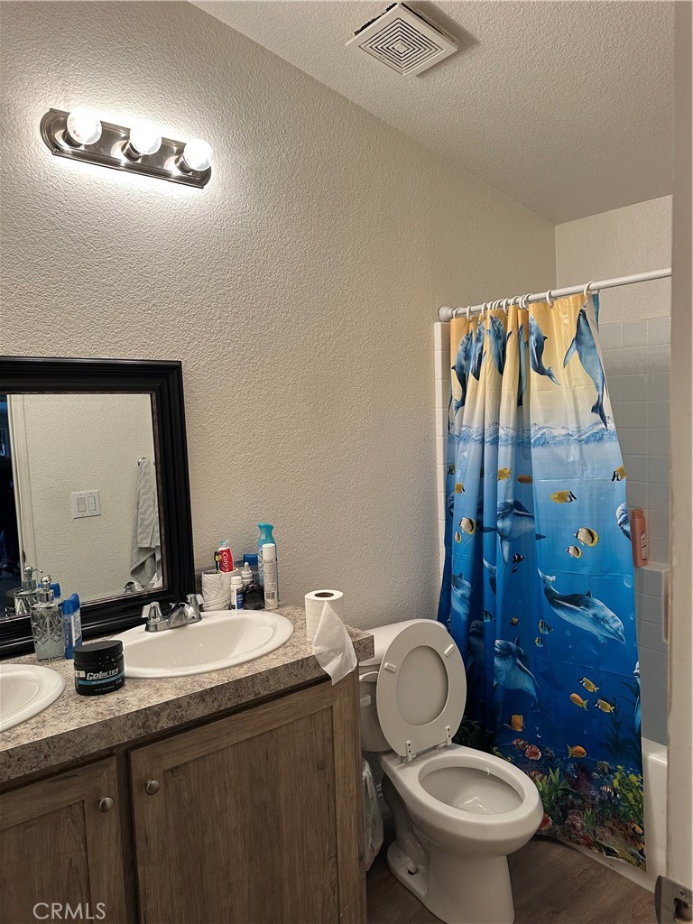 5253 N Huntington Dr. Drive N