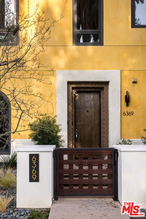 Photo of 6369 W June Place, Los Angeles, CA 90038 (MLS # 26846717)