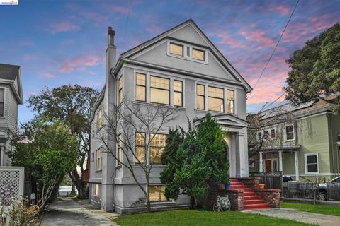 Photo of 1822 Clinton Ave Ave, Alameda, CA 94501 (MLS # 41127265)