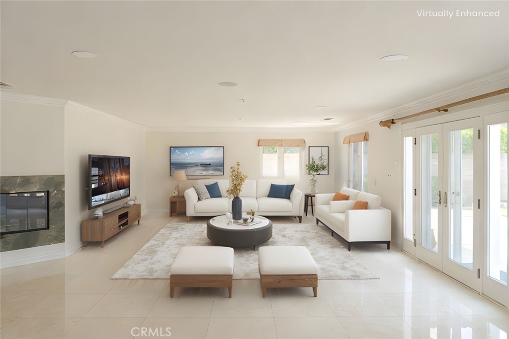 49 W La Sierra Drive