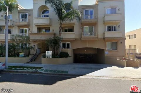 Photo of 11346 Iowa Avenue #105, Los Angeles, CA 90025 (MLS # 26649985)