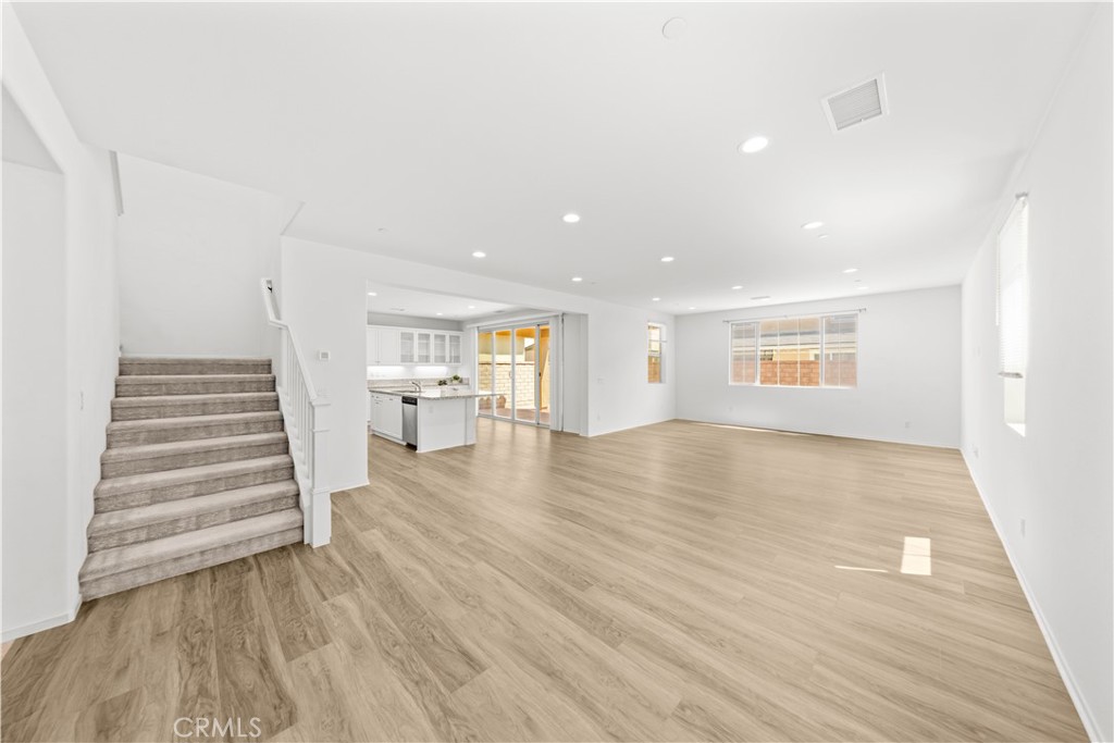 3210 E Rutherford Drive