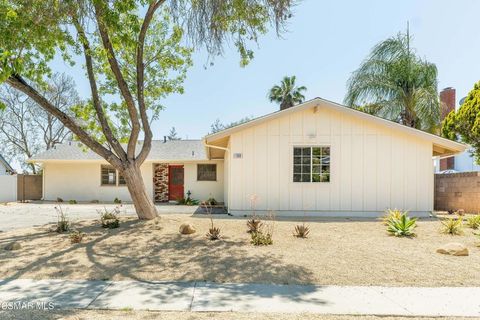 Photo of 190 Knollwood Drive, Newbury Park, CA 91320 (MLS # 226001318)