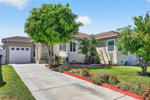 Photo of 7747 Crossway Drive, Pico Rivera, CA 90660 (MLS # DW26105715)