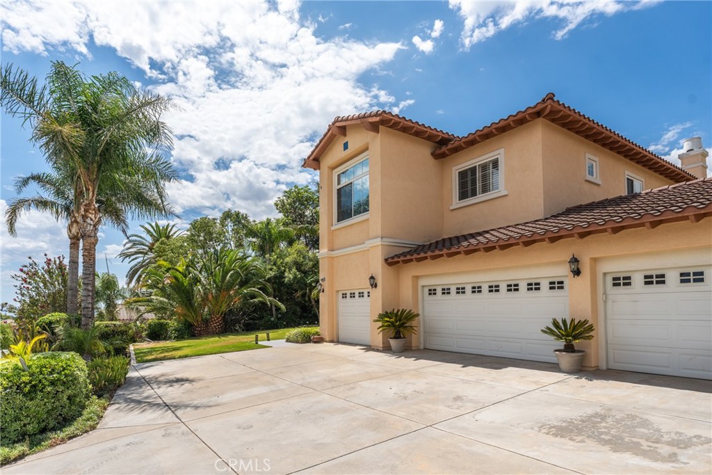 5506 Carriage Place