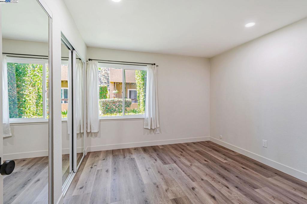 Not Listed - Residential