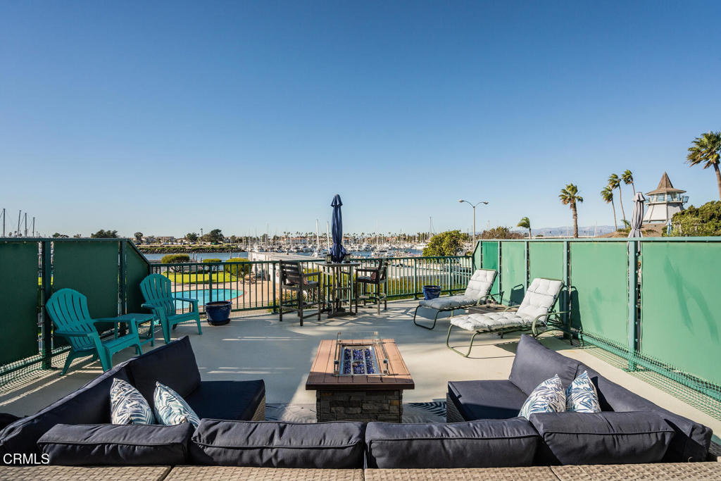 Channel Island Waterfront Homes - 4846 - Residential