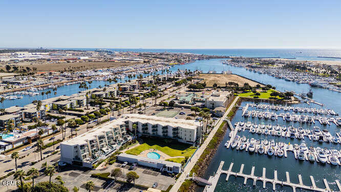 Channel Island Waterfront Homes - 4846 - Residential