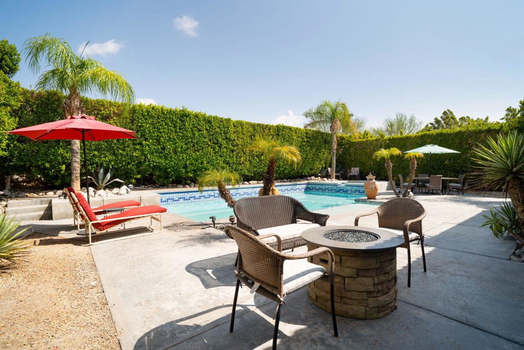 Flora Vista - Residential