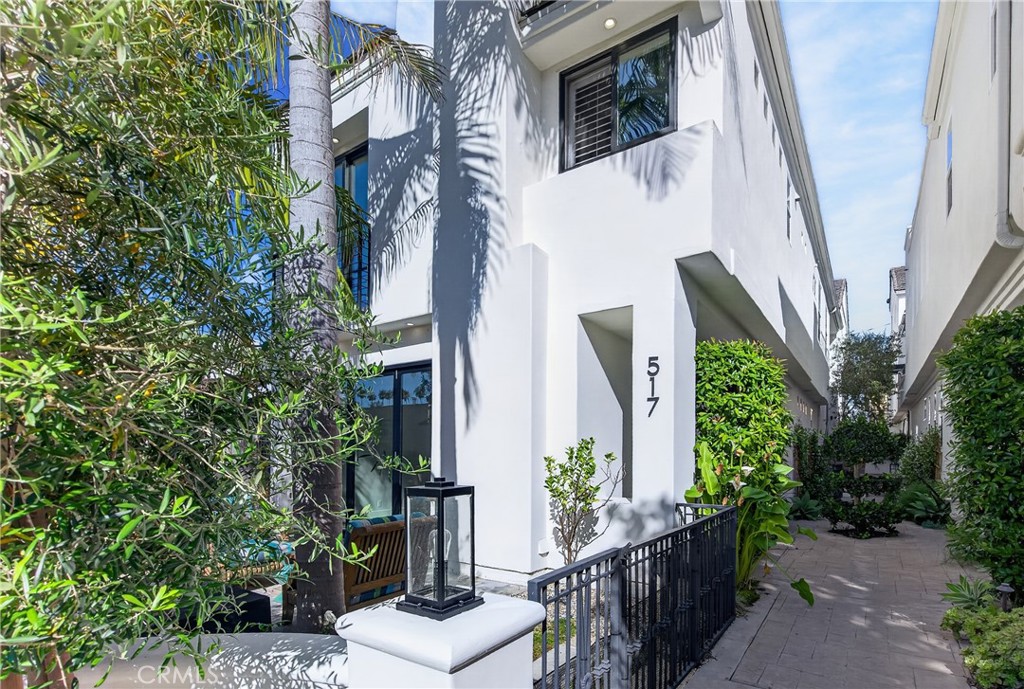 517 Fernleaf