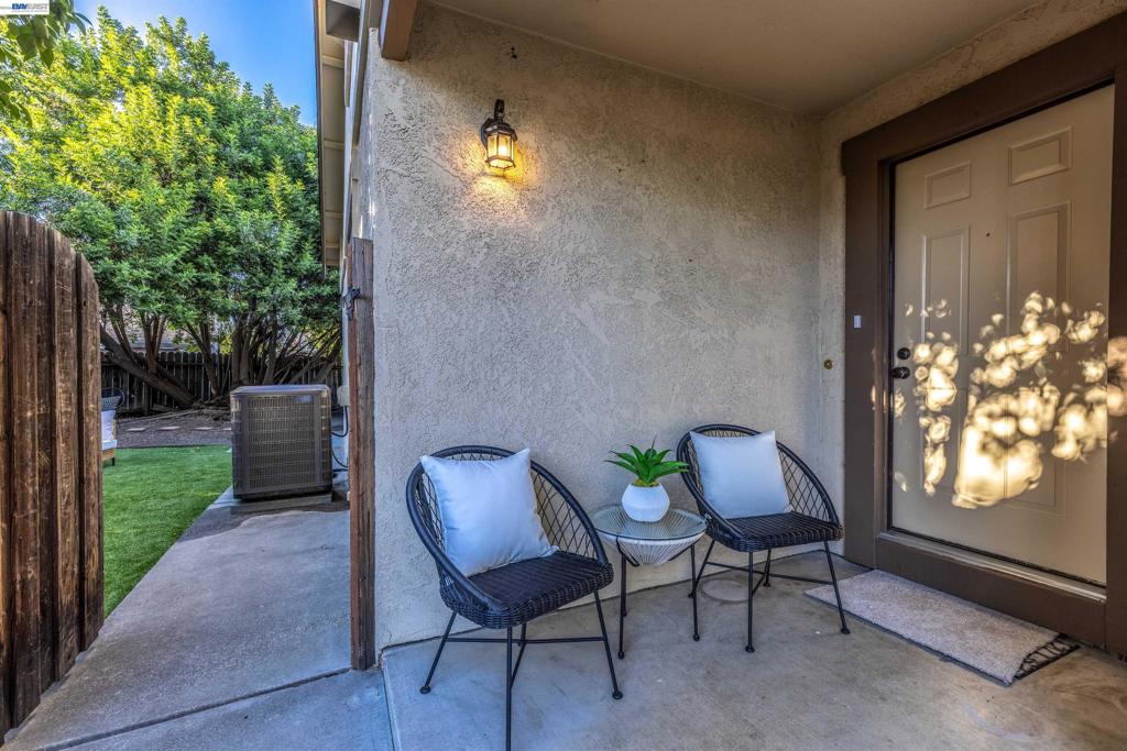 5416 Moonflower Way