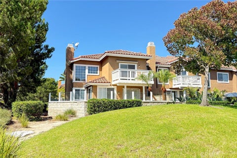 Photo of 123 GAUGUIN CIR, Aliso Viejo, CA 92656 (MLS # OC26208444)