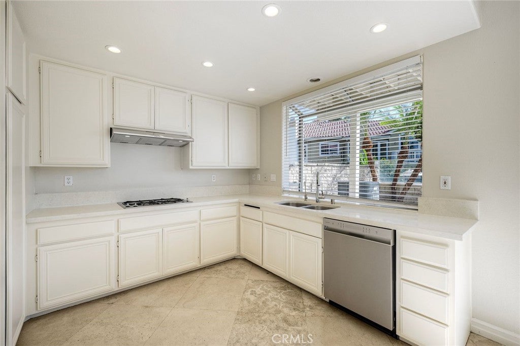 123 GAUGUIN, Aliso Viejo CA 92656 - Photo 18