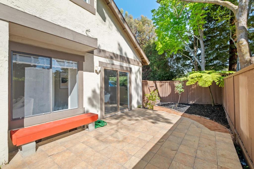36075 Vallee Terrace