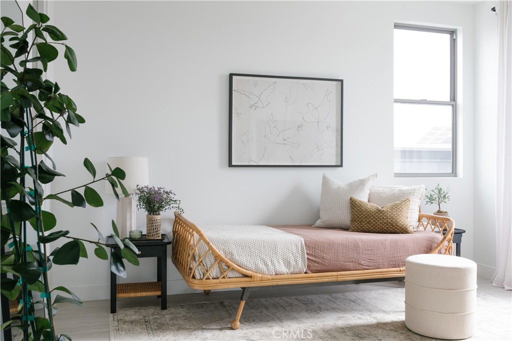 Peninsula Village - Residential Lease