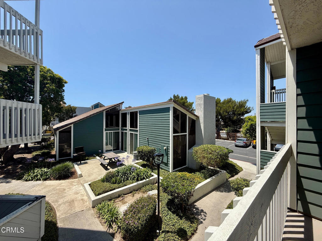 Anacapa View Townhomes - 0300 - Residential