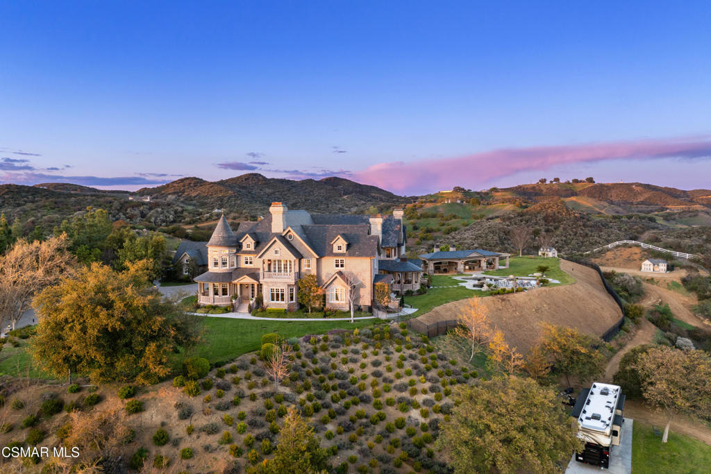 2200 White Stallion Road
