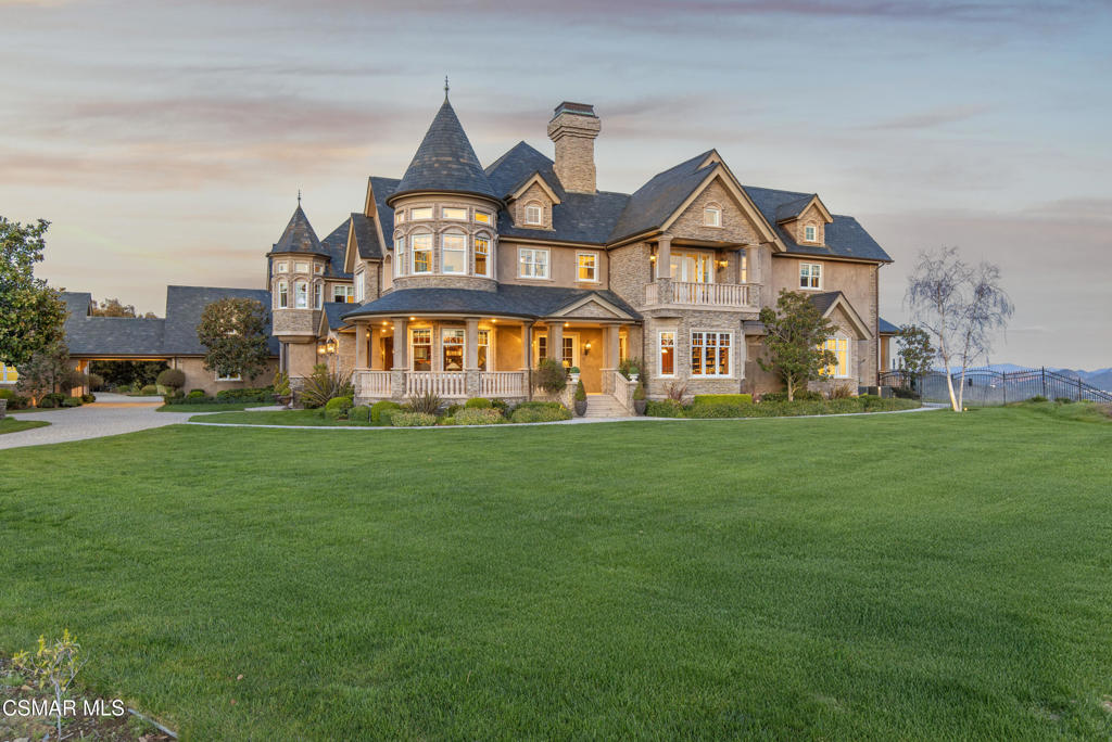 2200 White Stallion Road