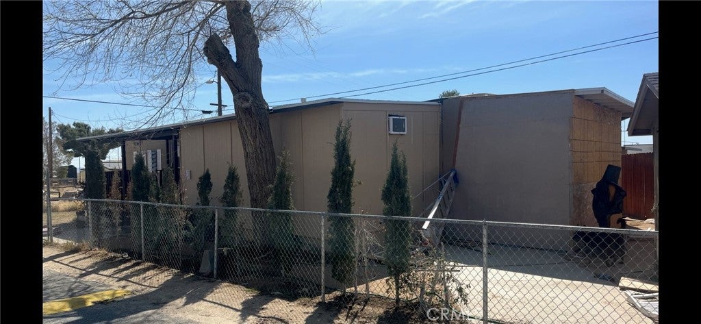 1258 rosamond Boulevard 41