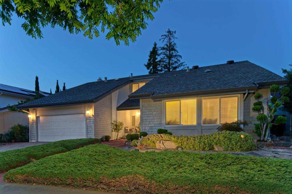 7046 Calcaterra Drive
