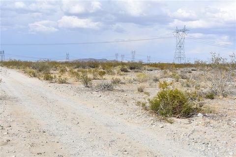 Photo of 34630 Longview Road, Pearblossom, CA 93553 (MLS # SR26052361)