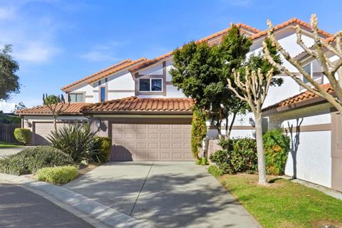 Photo of 117 El Olivar, Los Gatos, CA 95032 (MLS # ML82031658)